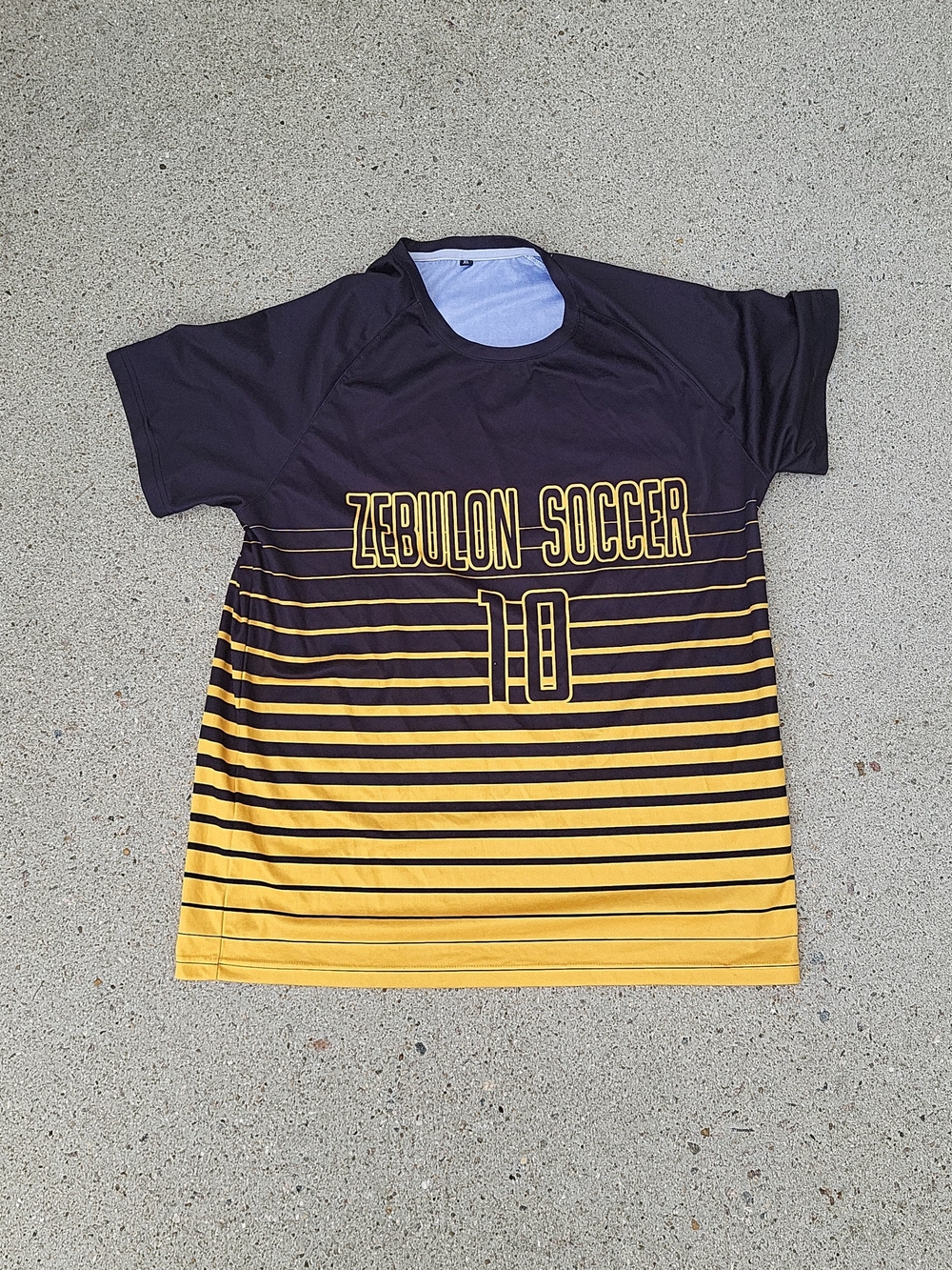 Y2K Vintage Zebulon Soccer Jersey In Black and Yellow